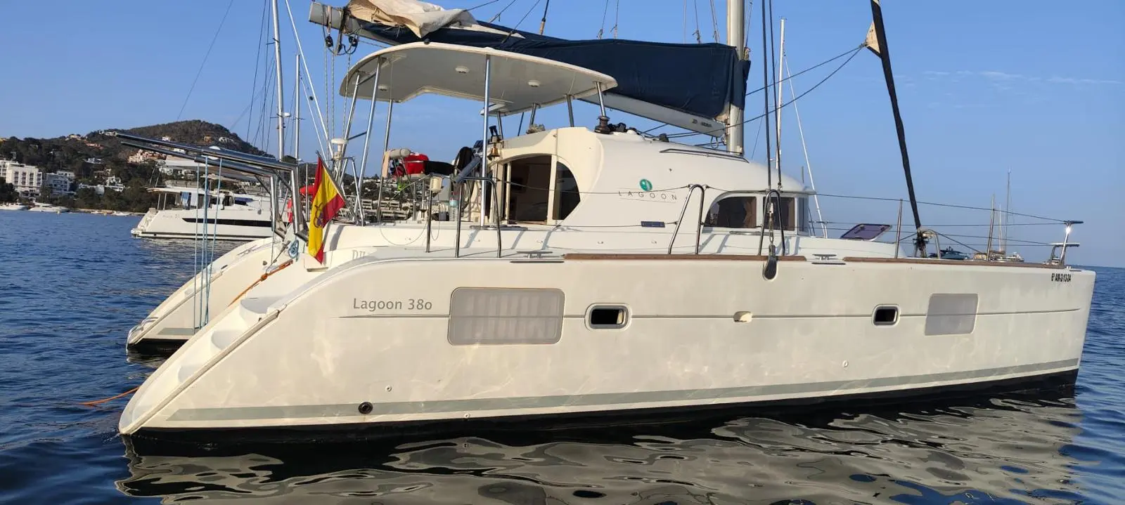 Luxury interiors and comfort on board