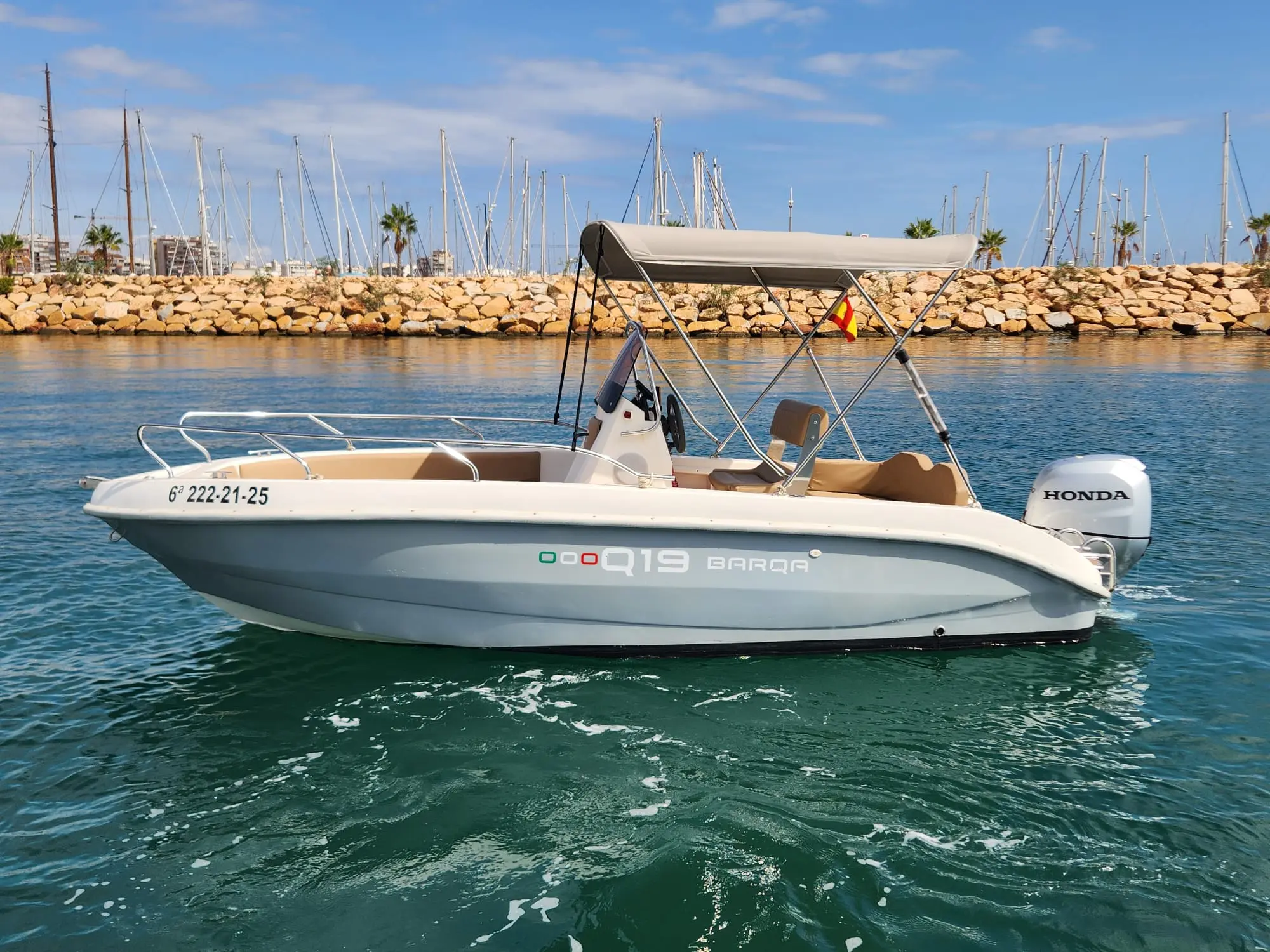 Barqa Q19 cruising out at sea